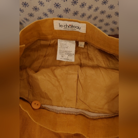 Vintage Linen Mustard Yellow Le Chateau Skirt, Made in Canada - Picture 5 of 7